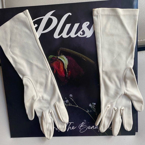 EVENING GLOVES 12Inch - Picture 2 of 2